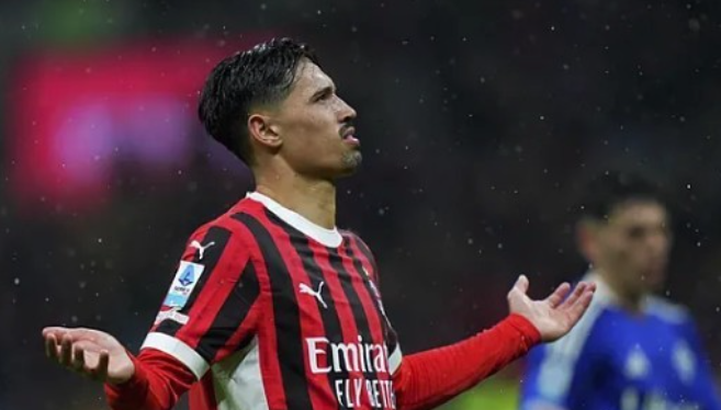 曼城意甲收官后报价米兰中场赖因德斯，欲补强中场