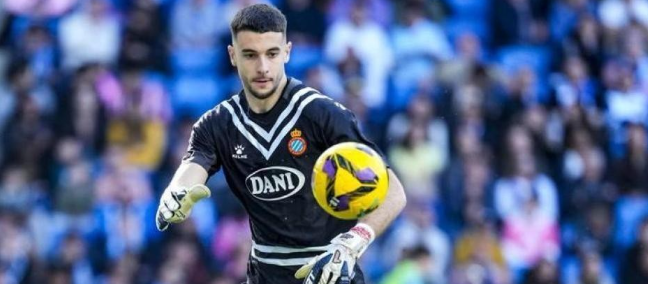 24岁门将加西亚成转会市场香饽饽，巴萨等多队竞逐盼其直接担纲主力