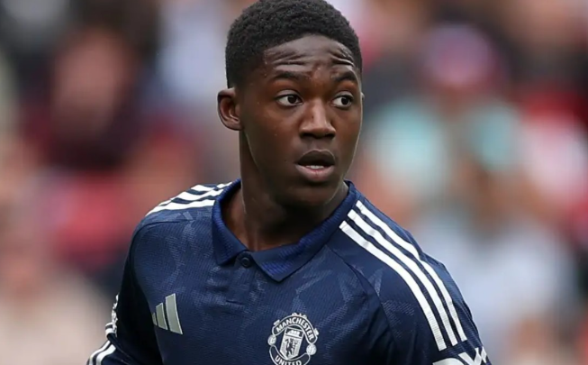 福琼盼曼联留关键球员，呼吁勿重蹈麦克托米奈覆辙