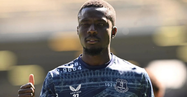 埃弗顿欲留老将盖耶，续约谈判近尾声引关注