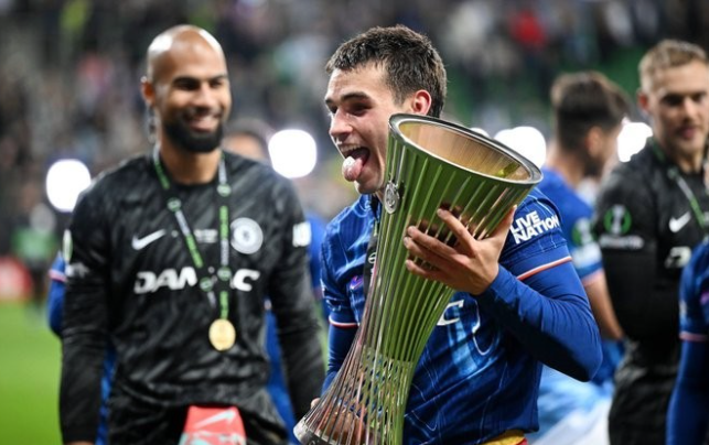 伊普斯维奇将切尔西19岁前锋吉乌列为首要引援目标，租借报价已提