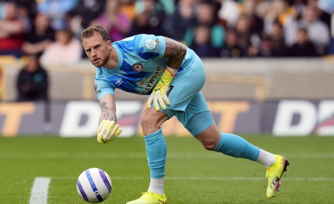 勒沃库森与弗莱肯达成口头协议，转会待布伦特福德寻替补