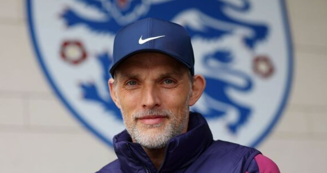 图赫尔携英格兰队现身F1西班牙站，下周将赴安道尔征战世预赛