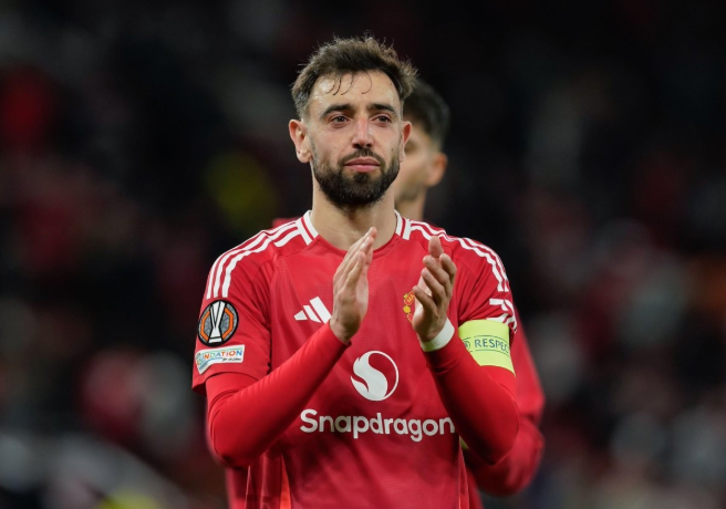 利雅得新月抛出橄榄枝，B费去留周六见分晓