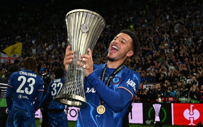 桑乔欧协联决赛进球增留队希望，切尔西买断谈判聚焦薪资条款