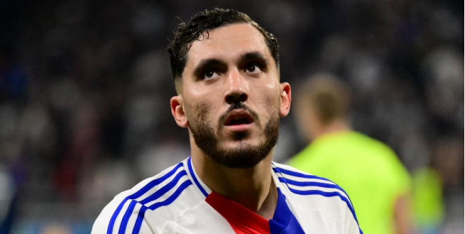 曼城领衔多队争抢谢尔基，转会大战一触即发