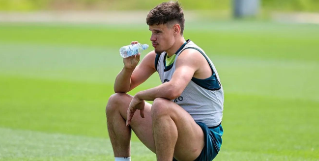 科尔克兹谈与索博斯洛伊友谊及转会传闻：友谊深厚，传闻坦然以对