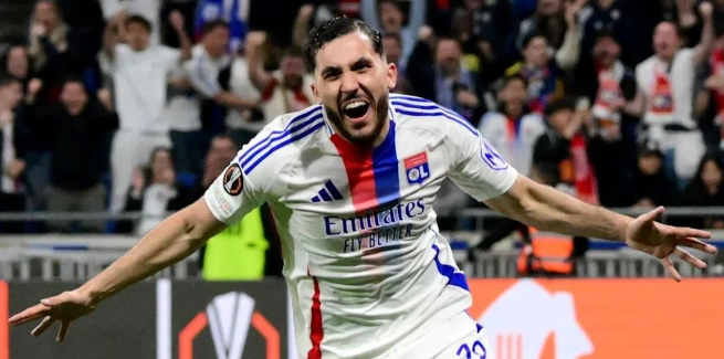 曼城转会新动态：谢尔基赖因德斯谈判中，吉布斯 - 怀特加盟存疑