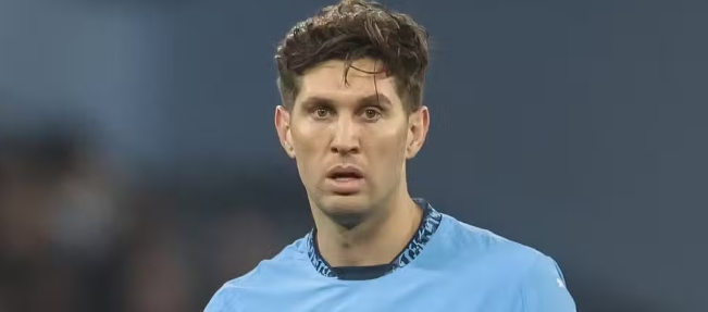 埃弗顿有意签回斯通斯，薪资与伤病成交易阻碍