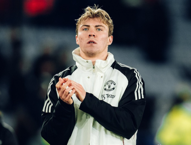 国米有意曼联前锋霍伊伦，引援竞争或拉开帷幕