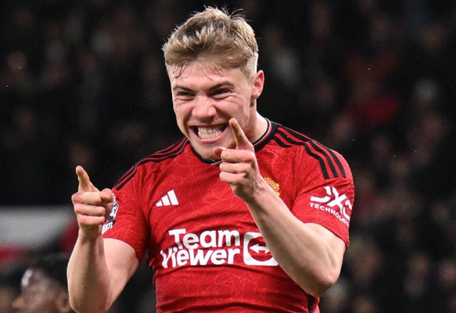 霍伊伦倾向留曼联，国米传闻难动其心