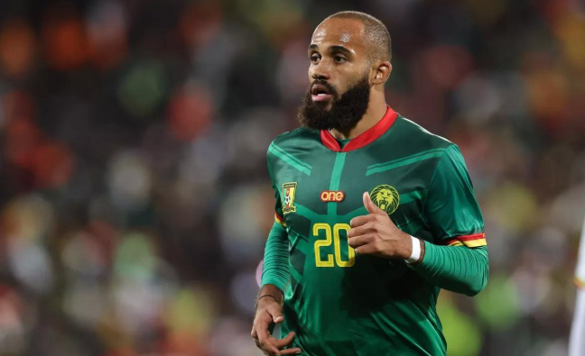 埃托奥劝说，姆贝乌莫弃法选喀麦隆