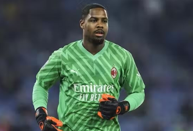 切尔西低报价求迈尼昂，附加条款成转会关键变量