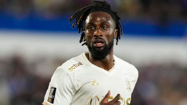 天空体育：狼队拟超2500万镑报价尼斯前锋盖桑，英超多队加入争夺