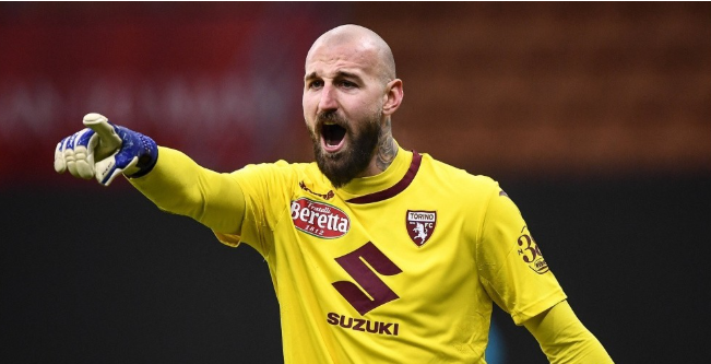 意名记：米兰盯上都灵门将瓦尼亚，解约金条款或成转会关键