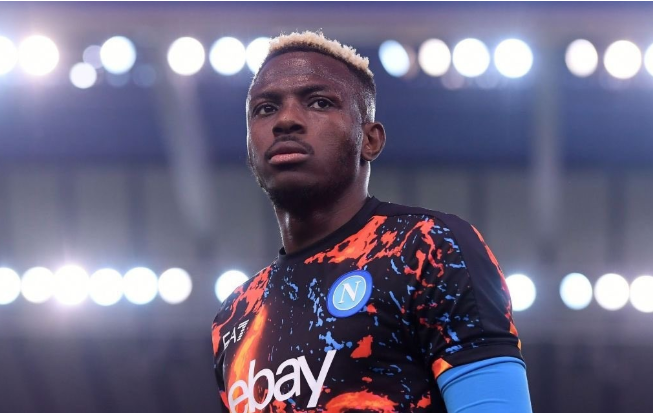 奥斯梅恩转会风云：多队角逐，前景未明