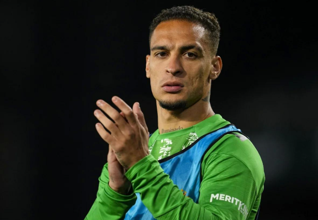 贝蒂斯积极运作，力图留住安东尼