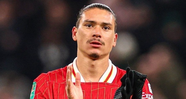 那不勒斯引援动态：紧盯努涅斯与卢卡，转会博弈暗流涌动