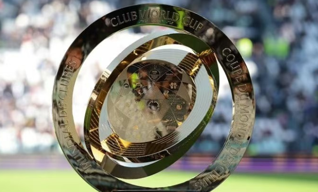 世俱杯：多重挑战下的艰难前行