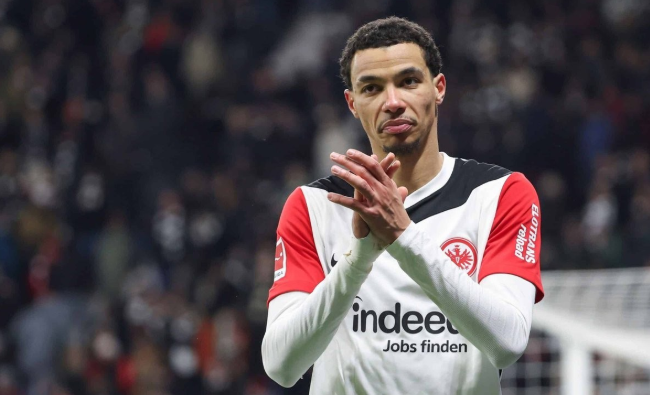 曼联转攻埃基蒂克，要求法兰克福大幅降价至合理区间