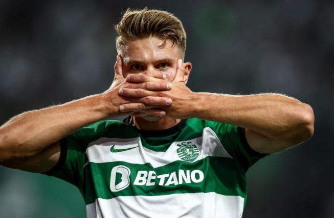 罗马诺：哲凯赖什倾向加盟阿森纳，曼联引援希望渐渺