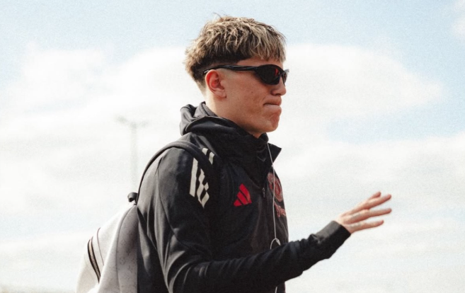 加纳乔今夏确定离队曼联，仍优先留守英超拒德甲邀约