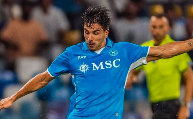 乔瓦尼-西蒙尼转会比萨遇阻：高薪成障碍，球员另寻出路