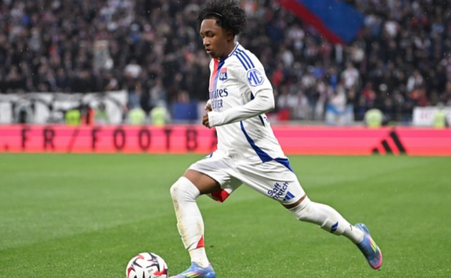 切尔西接触里昂商谈福法纳转会，蓝军瞄准年轻才俊