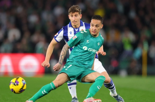 TA：皇贝与曼联洽谈安东尼转会，暂无报价交易或需时日