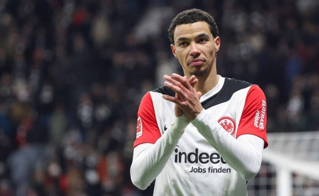 意媒：利物浦、曼联、切尔西竞逐法兰克福前锋埃基蒂克