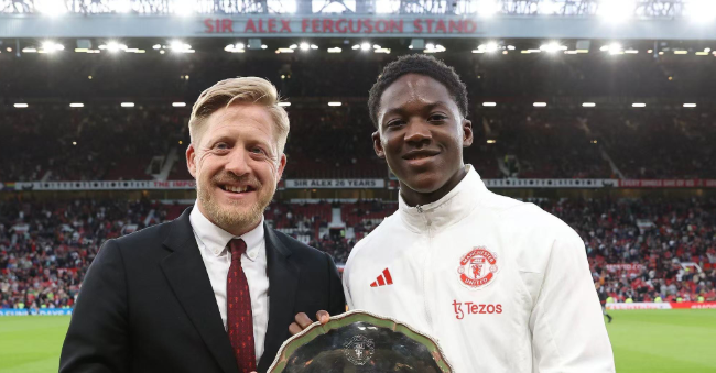 曼联青训主管尼克 - 考克斯转投埃弗顿，青训成果斐然引关注