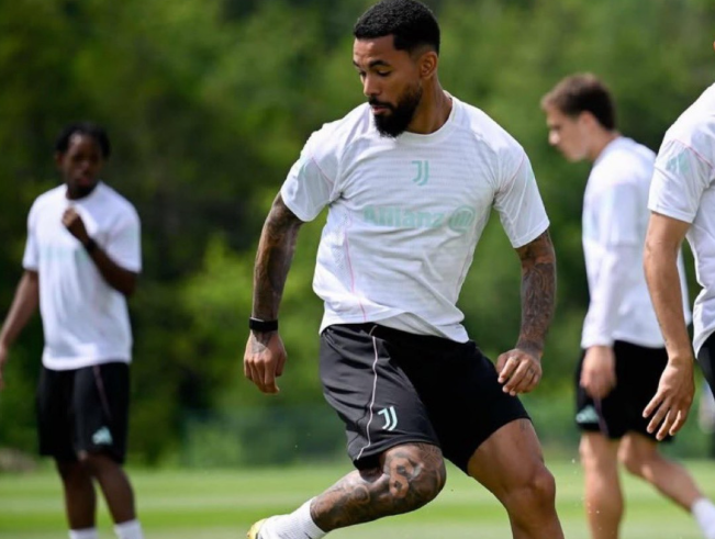 尤文或借租借+强制买断送走路易斯，力求规避账面亏损困境