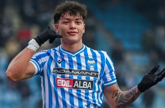 米兰领衔追逐，19岁意丙新星拉奥引多队关注