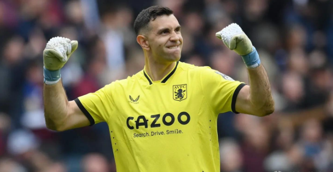 曼联开启谈判，求购维拉门神大马丁