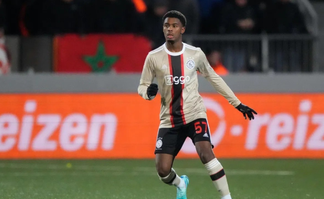 阿森纳加速推进哈托转会，欲抢先击败切尔西