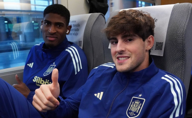 瓦伦西亚续约两将遇挑战，转会市场施压前景不明