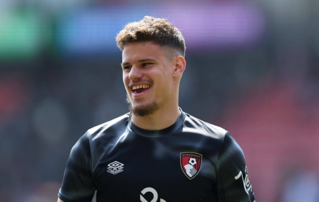 利物浦4000万镑敲定凯尔凯兹，左后卫新援下周体检签长约